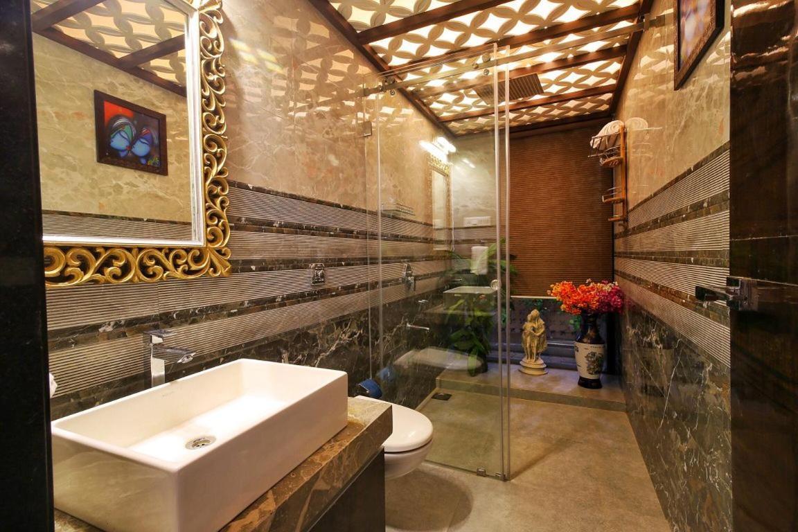 מומביי Aashiyaanaa Villa "The Palace" מראה חיצוני תמונה